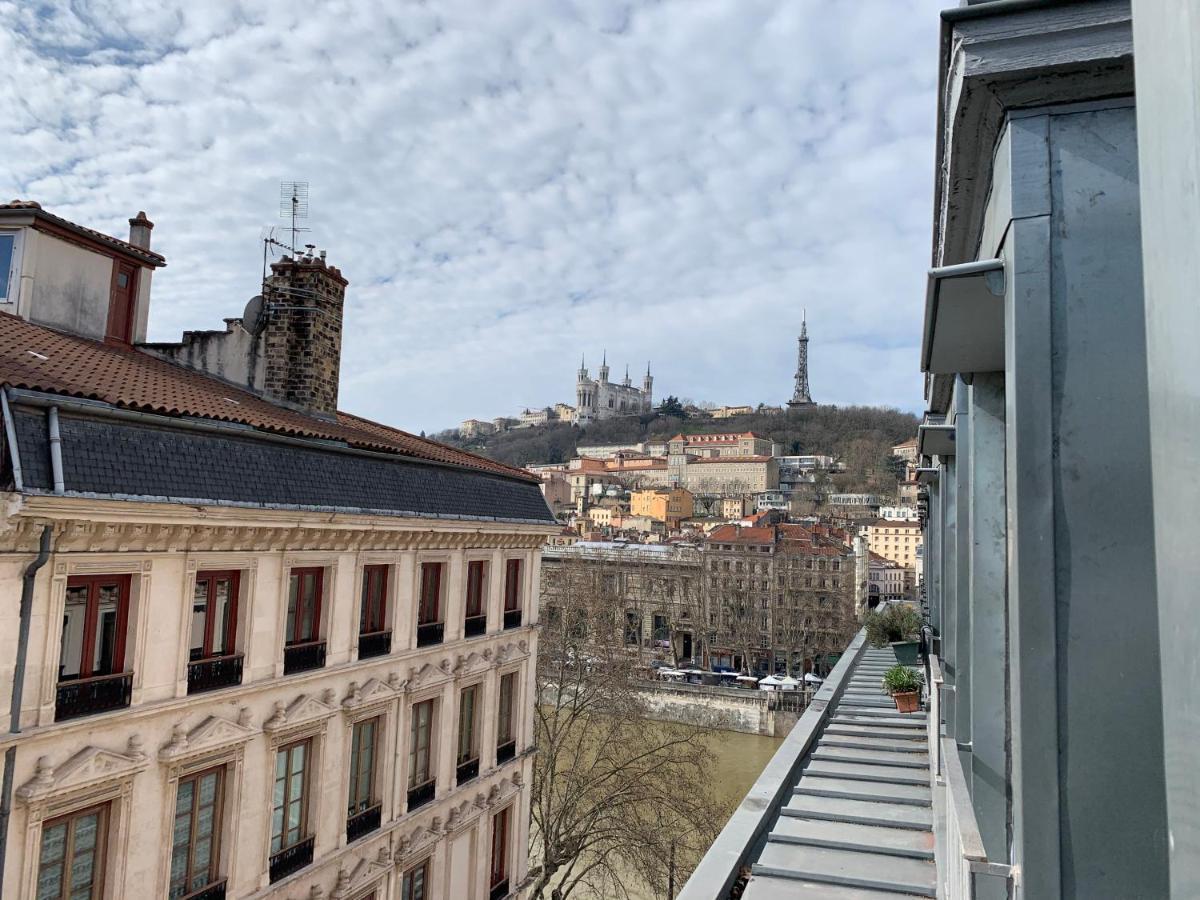 Celect'In Lyon Suites Climatisees Skyview Екстериор снимка
